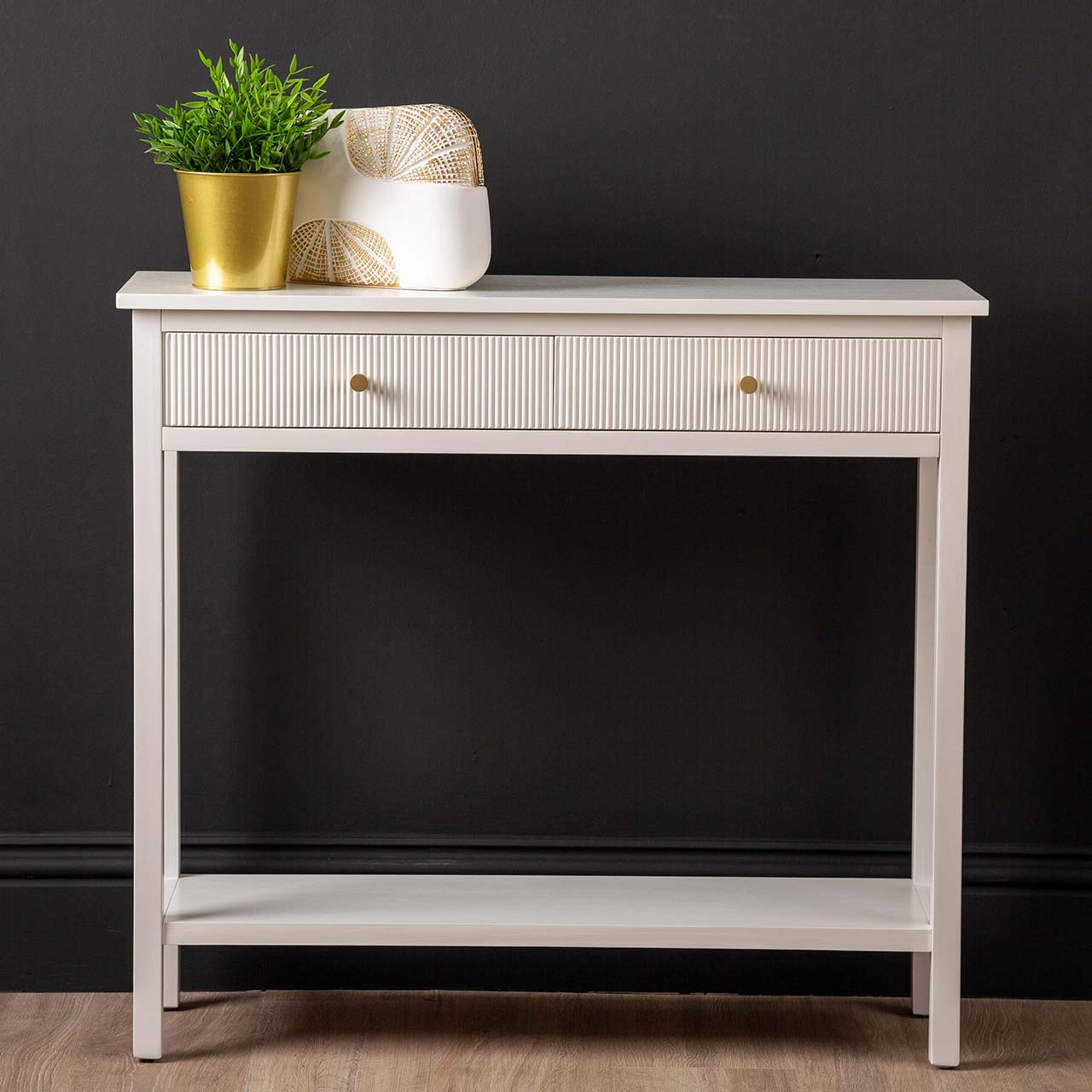 Lina Home, a top-tier wholesale furniture brand in Scotland, UK, also offers wholesale lighting and captivating home accessories. Register your account today and stay updated by following us on Facebook and Instagram.